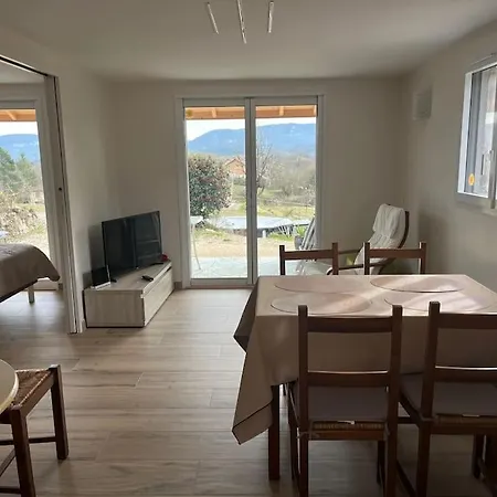 41 M2 Pmr Arboys-en-Bugey
